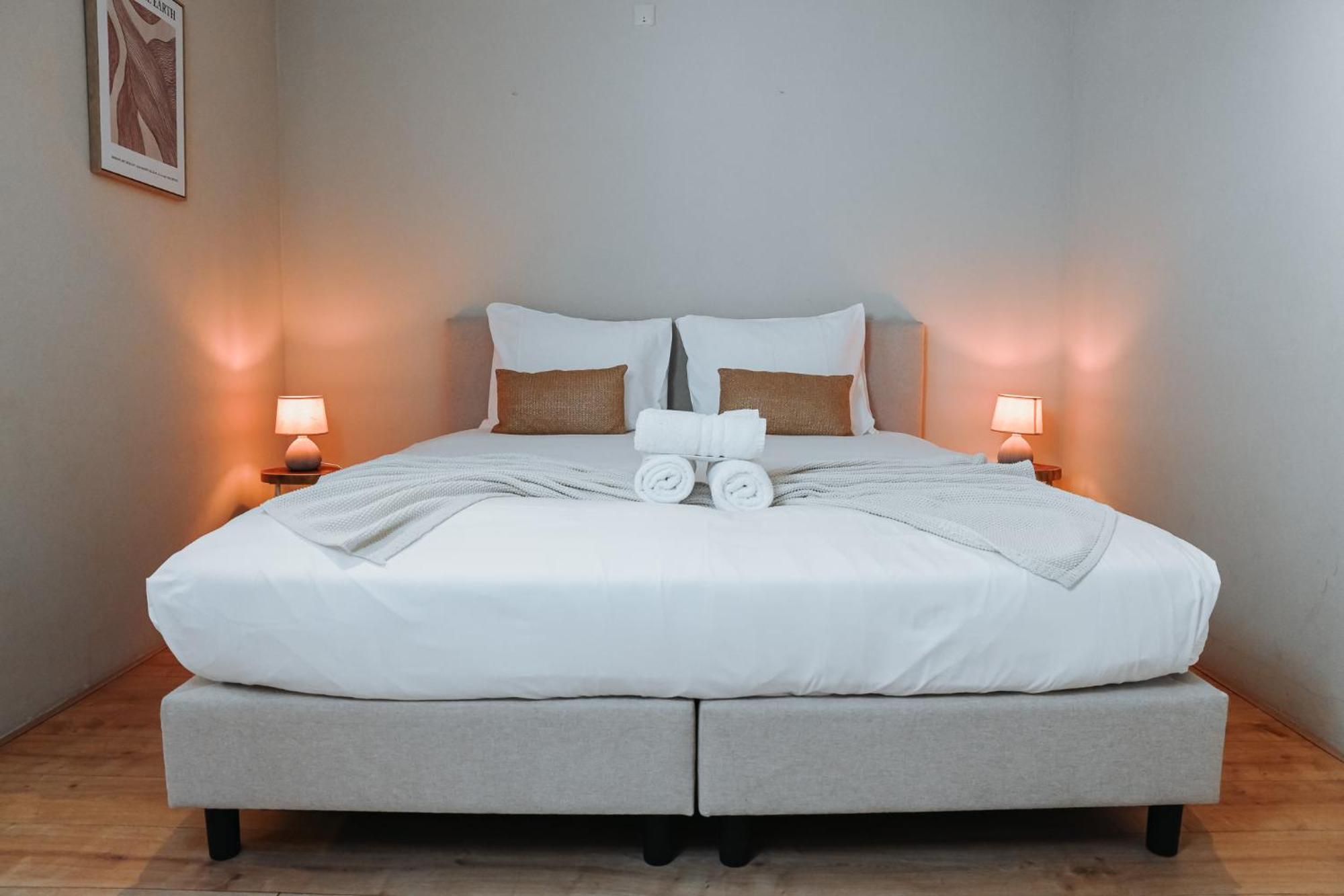 High Street Apartments ซานด์โวร์ต ภายนอก รูปภาพ