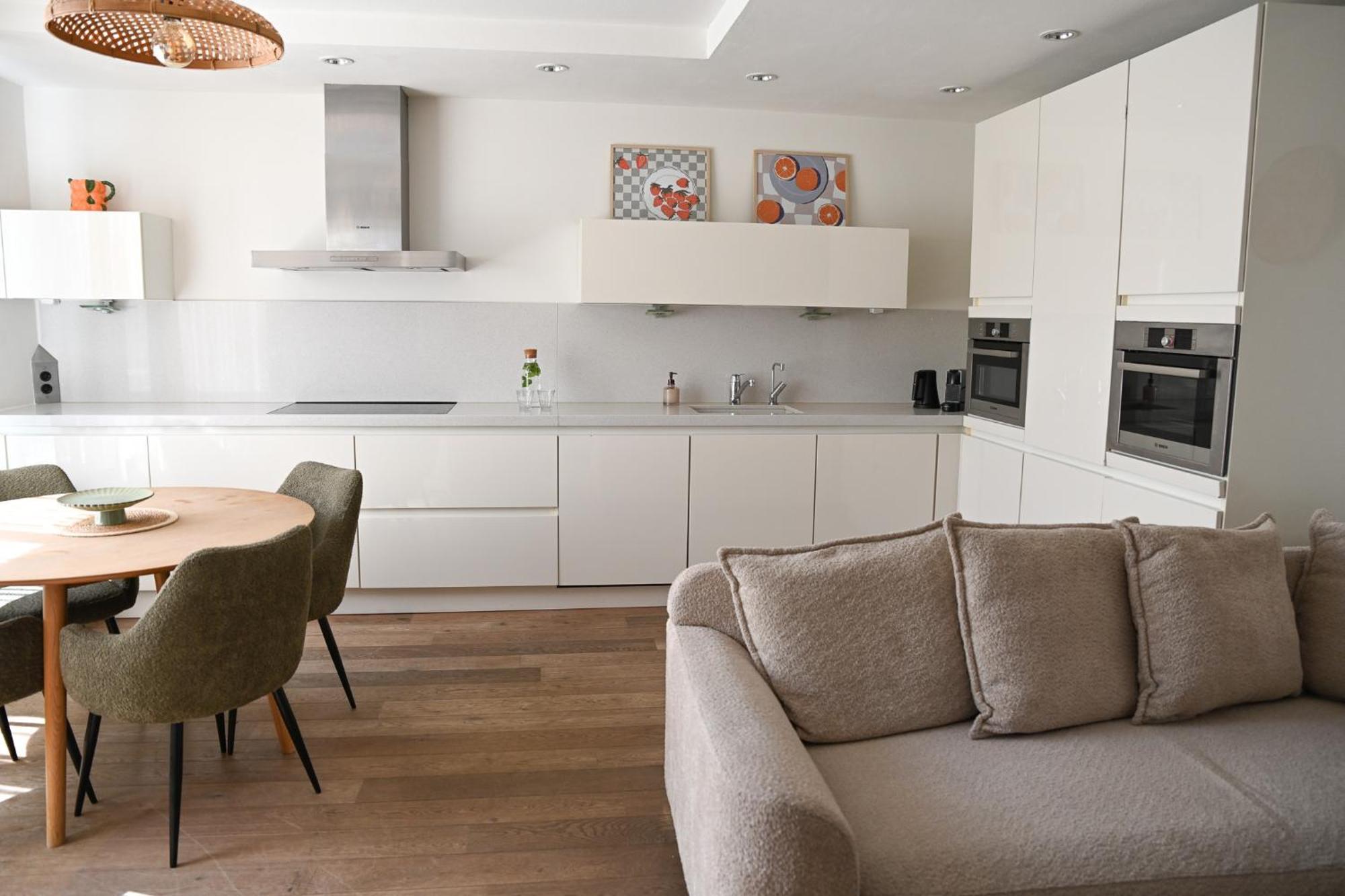 High Street Apartments ซานด์โวร์ต ภายนอก รูปภาพ